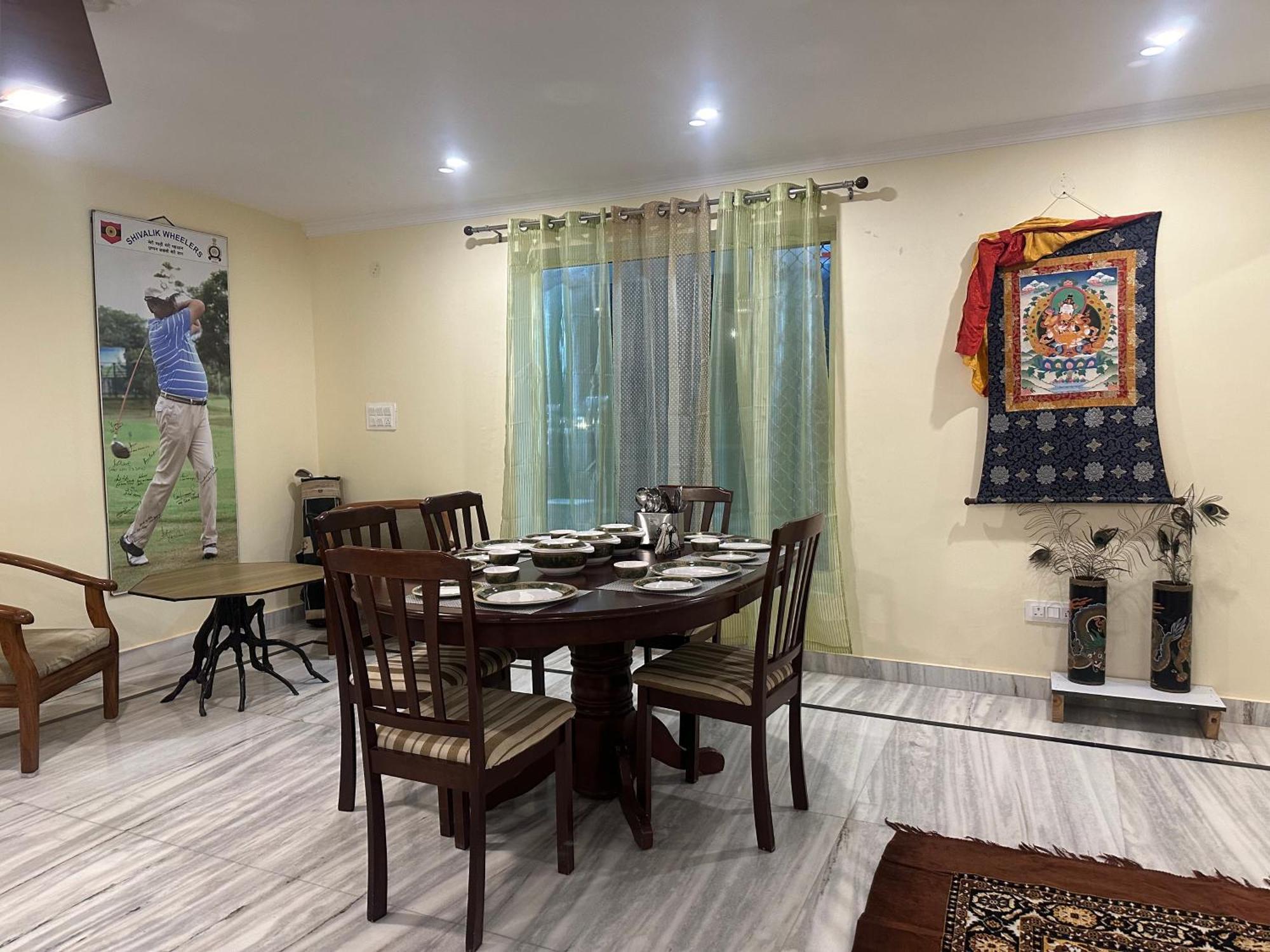 Highfield Villa Kanatal Ngoại thất bức ảnh
