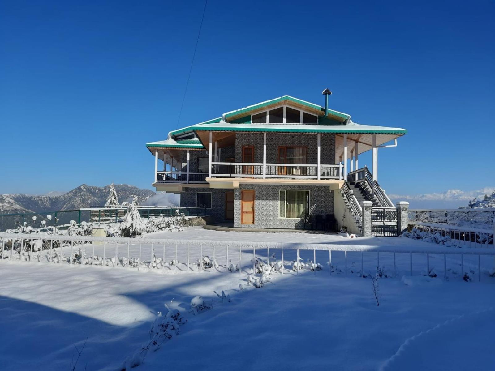 Highfield Villa Kanatal Ngoại thất bức ảnh
